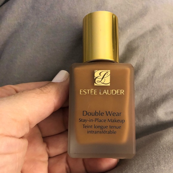 Estee Lauder Other - Estée Lauder Double Wear Foundation Estee Lauder Other - Estée Lauder Double Wear Foundation